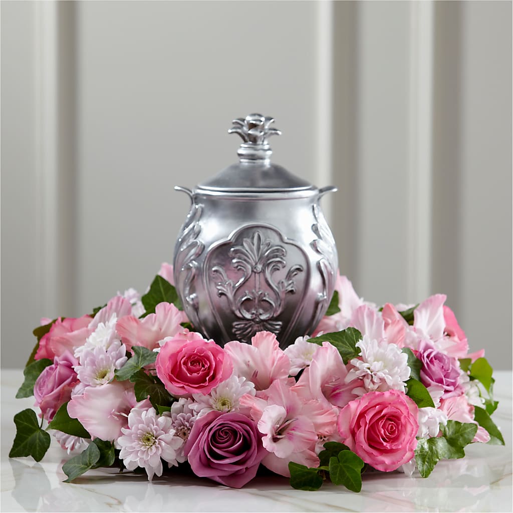 Glorious Tribute Arrangement – PRETTY PETALS FLOWERS & GIFTS, Olla LA